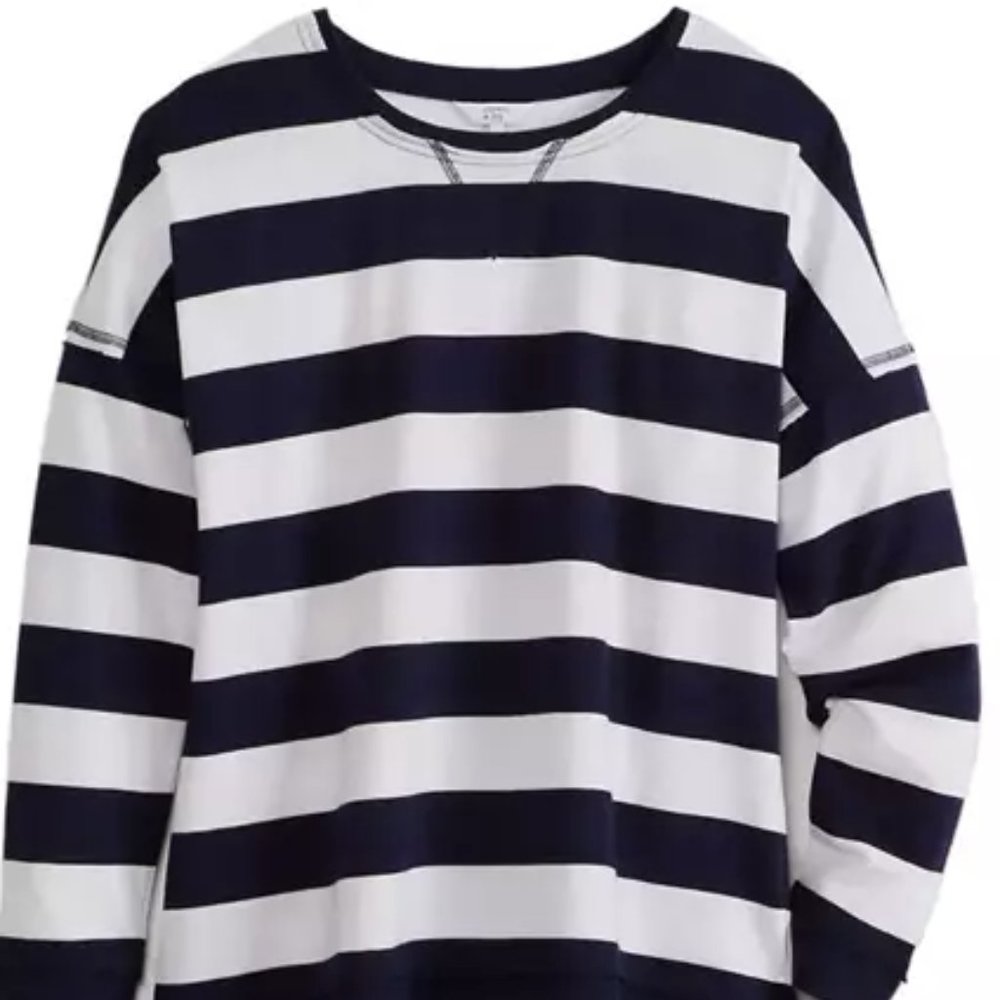 Crown & Ivy™ Women's Raw Edge Long Sleeve Sweeper